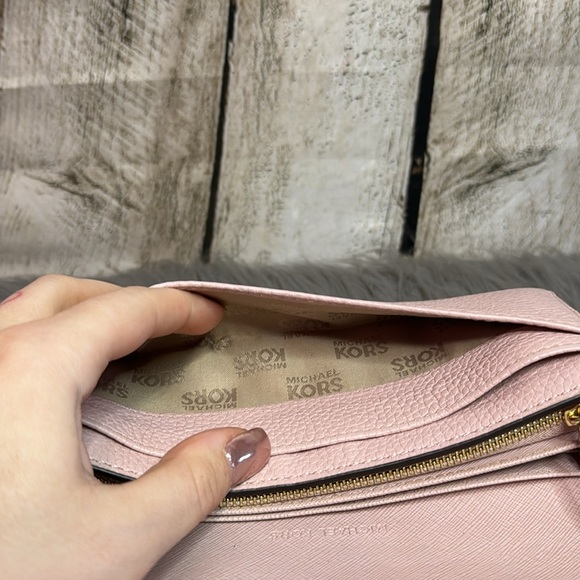 MICHAEL KORS - Wallet - Picture 8 of 15